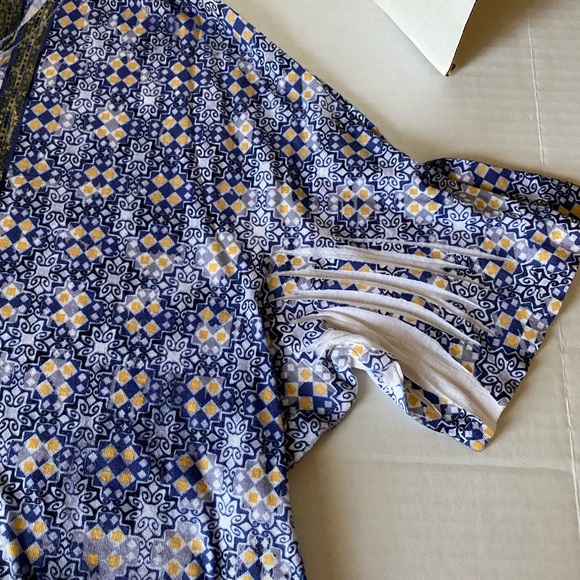 CJ Banks Short Sleeve Top Blue Size 2X - Picture 4 of 16